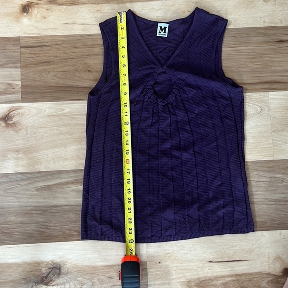 Missoni. Gorgeous keyhole top. Beautiful color. No flaws to mention ss 4 - Picture 6 of 6